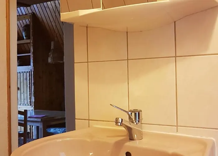 Gemuetliches Waldhaus 別荘 *